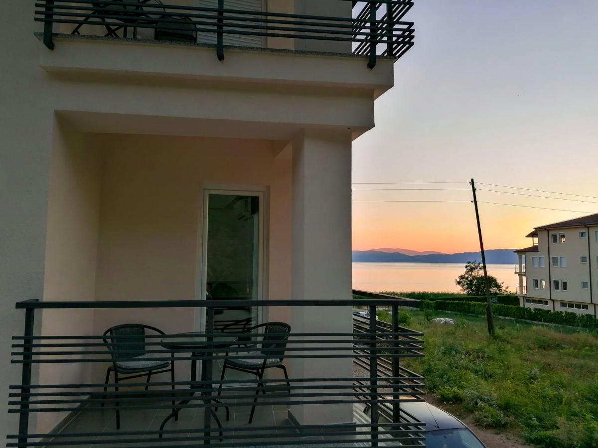 Apartments St.Martinia Охрид Екстер'єр фото