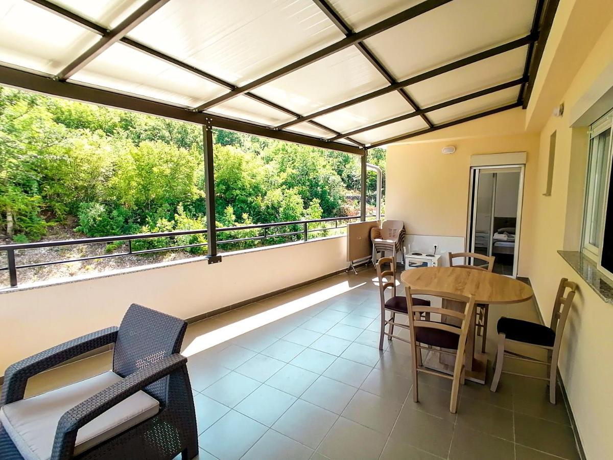 Apartments St.Martinia Охрид Екстер'єр фото